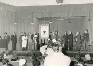 1981_02_22 I maestri Roman Vlad e Goffredo Petrassi nominati cittadini onorari aquilani inv 995 vol 6.tif