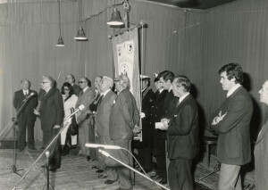 1981_02_22 I maestri Roman Vlad e Goffredo Petrassi nominati cittadini onorari aquilani inv 997 vol 6.tif