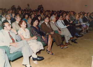 1982_08_21 Musicarchitettura Canada '82 - Cerimonia d'inaugurazione del Festival - autorità cittadine, regionali, ambasciatore del Canada a Roma Ghislain Hardy, diplomatici e autorità canadesi ann 1463 inv 1148 vol 6.tif