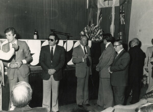 1982_08_21 Musicarchitettura Canada '82 - Cerimonia d'inaugurazione del Festival - Peppe Verna, assessore Carlo Iannini, ambasciatore del Canada a Roma Ghislain Hardy e dott. Laurenzano Leone ann 1463 inv 1113 vol 6.tif