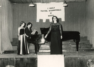 1982_08_27 Musicarchitettura Canada '82 - Gloria Saarinen e Janice Taylor ann 1472 inv 1314 vol 7.tif