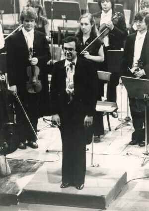 1982_09_11 Musicarchitettura '82 - Orchestra Sinfonica Abruzzese; Shauna Rolston, violoncello; Ermanno Florio, direzione - ann 1496 inv 1409 vol 8.tif