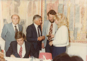 1982_08 Musicarchitettura '82 - Pranzo di Gala alla Galleria Medievale del Museo Nazionale d'Abruzzo - Castello Cinquecentesco ann NN inv 1458 vol 8.tif