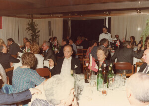 1982_09 Musicarchitettura '82 - Cena di gala di chiusura del festival presso il ristorante 'Il Tetto' - in foto l'avvocato Gaetano Bellisari ann NN inv 1516 vol 8.tif
