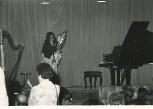 1983_05_08 Ricordo di Guido M. Gatti - Concerto di musiche scritte in suo onore in occasione del suo 50° compleanno - in foto Lethea Cifarelli ann 1606 inv 1636 vol 9.tif