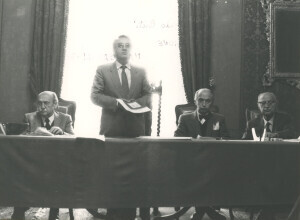 1983_10_11 Presntazione 38° Stagione - Sala rossa della giunta regionale ann NN inv 1740 vol 10.tif