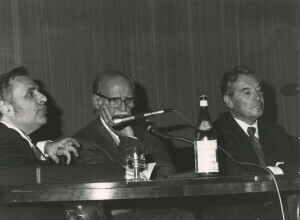 1983_11_09 Settimana Caselliana per il centenario della nascita di Alfredo Casella - Tavola rotonda su Casella ann 1619 inv 1790 vol 10.tif