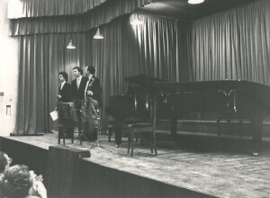 1983_12_08 Trio di Giovani  (Maurizio Daffunchio; Oreste De Tommaso; Carlo Benedetti) e Giuseppe Scotese in occasione del 50° anniversario della morte di B. Barattelli ann 1627 inv 1867 vol 11.tif