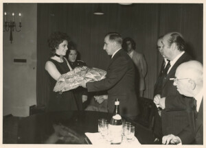 1970_10_24 Presentazione 25ma Stagione; in foto Carloni, Petrassi, Gatti e Autorità ann NN inv 236 vol 2.tif