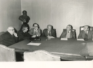 1984_01_22 Musicarchitettura RDT '84 - Conferenza stampa della delegazione della città dell'Aquila di ritorno da Berlino Est e Lipsia per l'organizzazione del festival ann NN inv 2029 vol 12.tif