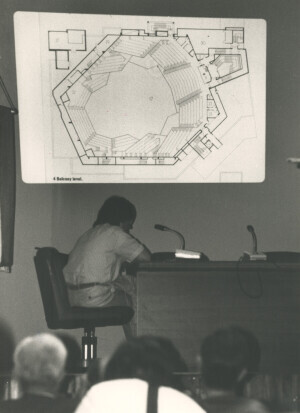 1984_07_06 Musicarchitettura RDT '84 - Inaugurazione della mostra 'Edilizia culturale nella RDT' ann 1731 inv 2107 vol 12.tif
