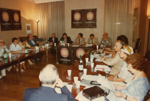 1984_07_07 Musicarchitettura '84 - Tavola rotonda sugli spazi architettonici per la musica nella RDT ann 1734 inv 2114 vol 12.tif