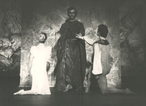 1984_07_12 Musicarchitettura '84 - Balletto dell'Opera di Stato di Dresda - in scena 'Romeo e Giulietta' ann 1744 inv 2155 vol 12.tif