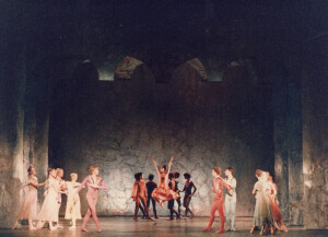 1984_07_12 Musicarchitettura '84 - Balletto dell'Opera di Stato di Dresda - in scena 'Romeo e Giulietta' ann 1744 inv 2166 vol 12.tif