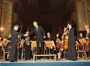 1986_04_25 Ciclo di concerti dedicato al volume '40 anni per la musica' - Orchestra Filarmonica di Liegi inv 2388 vol 14.tif