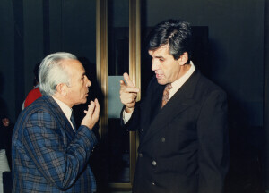 1986_09_30 Presentazione della 41esima stagione - Sala Michetti della Regione Abruzzo - esibizione di un complesso corale  inv 2426 vol 14.tif