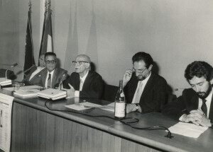 1986_09_30 Presentazione della 41esima stagione - Sala Michetti della Regione Abruzzo - esibizione di un complesso corale inv 6578 vol 14.tif