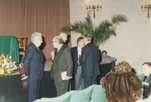 1991_12_09 Cerimonia d'intitolazione dell'Auditorium a Nino Carloni - presenti anche il M° Goffredo Petrassi e il M° Roman Vlad inv 6478 vol 15.tif