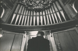 1992_07_04 Luigi Ferdinando Tagliavini inaugura il restaurato Organo di San Bernardino - inv 2716 vol 15.tif