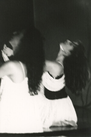 1993_11_14 Patrizia Cerroni e I Danzatori Scalzi inv 6562 vol 15.tif