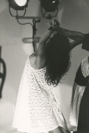 1993_11_14 Patrizia Cerroni e I Danzatori Scalzi inv 6563 vol 15.tif