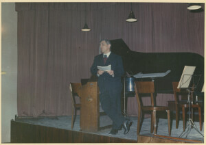 1971_12_05 Gruppo strumentale del circolo A. Toscanini di Torino - Direzione di M. Messerklinger; Conferenza Piero Santi ann 747 inv 320 vol 2.tif