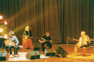 1999_12_16 Eugenio Bennato e Musicanova inv 3646 vol 18.tif