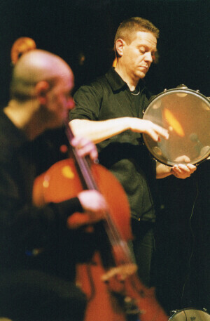 1999_12_16 Eugenio Bennato e Musicanova inv 3662 vol 18.tif