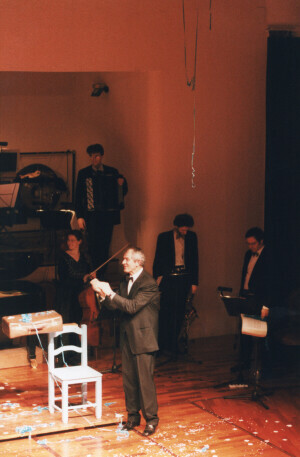 2000_02_06 Divertimento Ensemble, Gorli, Bustric inv 3713 vol 18.tif