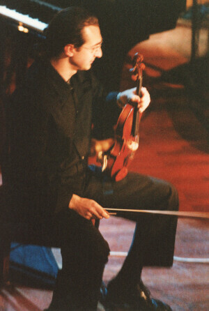 2000_04_09 A. Haber e Banda del Barrio inv 3830 vol 19.tif