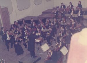 1975_11_07 Orchestra Sinfonica Abruzzese - Gianluigi Gelmetti, direzione; Ornella Puliti Santoliquido, pianoforte - ann 926 inv 493 vol 3.tif