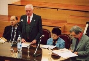 2002_01_09 Presentazione 56ma Stagione - Giorgio Battistelli, Lucio Barattelli, Stefania Pezzopane inv 4120 vol 20.jpg