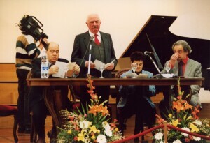 2002_01_09 Presentazione 56ma Stagione - Giorgio Battistelli, Lucio Barattelli, Stefania Pezzopane inv 5701 vol 20.jpg