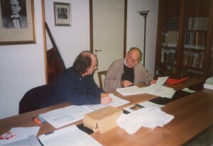 2001_11_18 Officina Musicale e Coro di Voci bianche Barattelli - Direttore Orazio Tuccella; Narratore Vittorio Sermonti inv 5696 vol 20.jpg