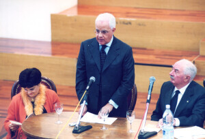 2002_12_11 Presentazione della 57ma Stagione inv 6414 vol 21.tif