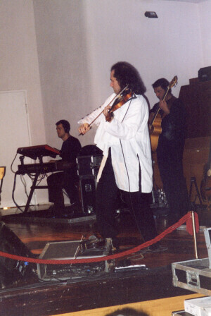 2003_02_09 Peppe Barra in concerto inv 6514 vol 21.tif