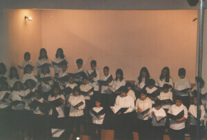 2002_06_21 Coro di voci bianche Barattelli e Annarita Santagada, pianoforte inv 4253 vol 20.tif