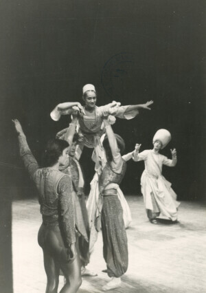 1980_10_22-23-24 Spettacolo di Balletto con Carla Fracci ann 1247-8-9 inv 963 vol 5.tif