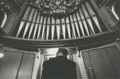 1992_07_04 Luigi Ferdinando Tagliavini inaugura il restaurato Organo di San Bernardino