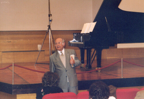 2003_03_09 G. Spezzaferri ricorda G. Petrassi
